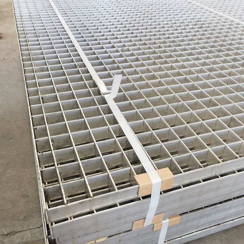 如何辨別劣質(zhì)鋼格板？看這4個細(xì)節(jié)，避免安全隱患