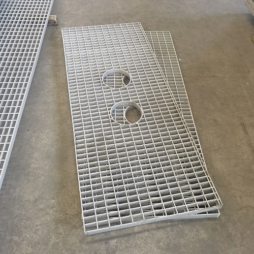 鋼格板表面處理方式對比：噴漆、鍍鋅、不銹鋼哪種更耐用？