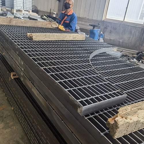 環(huán)保要求下，如何挑選符合標準的鋼格柵產(chǎn)品？