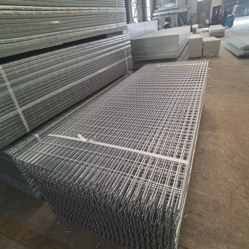 從工廠到市政，鋼格柵如何撐起工程建設(shè)半邊天？