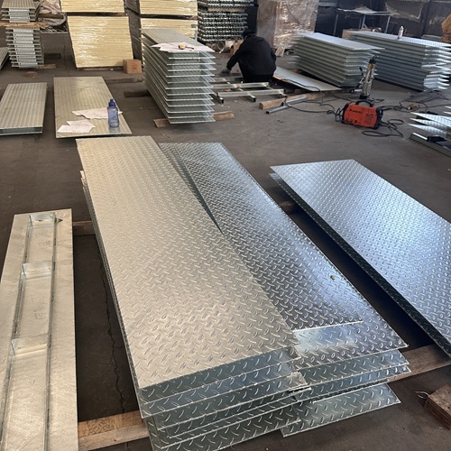 壓焊鋼格板工藝特點(diǎn)，高強(qiáng)度的關(guān)鍵所在